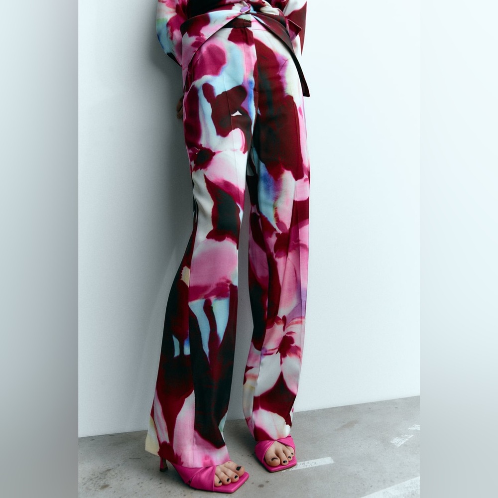 Zara Satin Floral Printed Pants - Picture 1 of 7